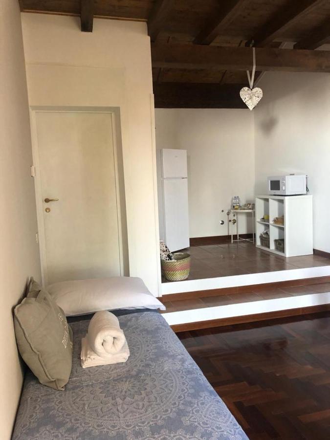 Besozzo Attico By Marconi 11 Bed & Breakfast エクステリア 写真