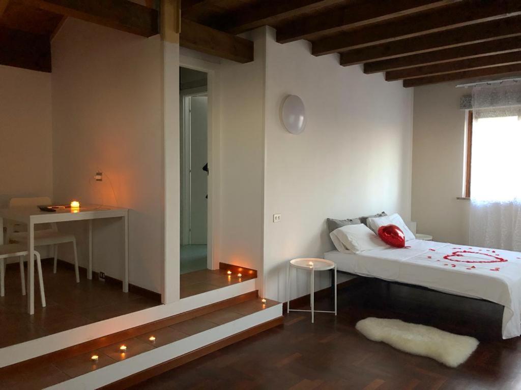 Besozzo Attico By Marconi 11 Bed & Breakfast エクステリア 写真